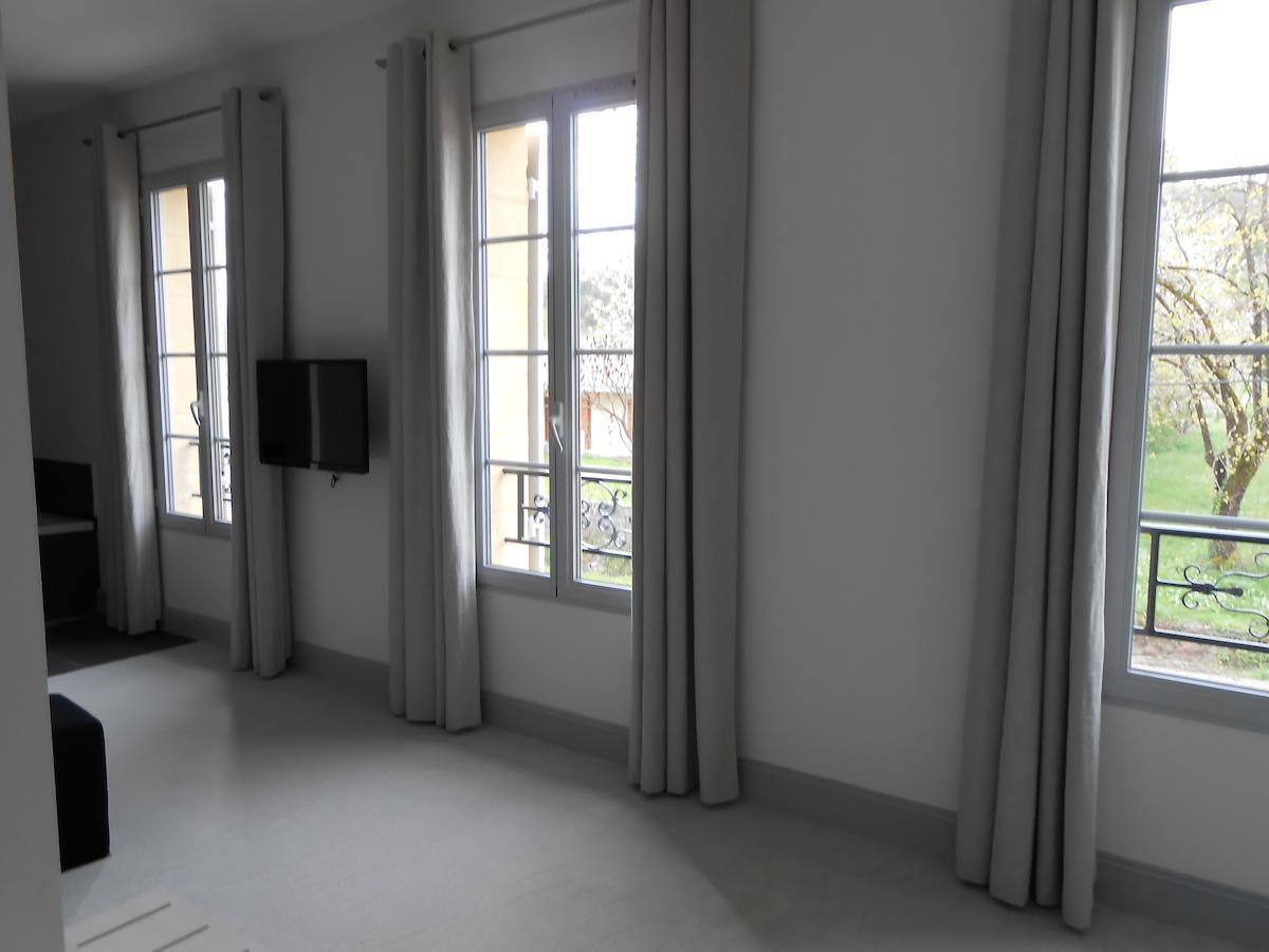Logis- Hotel Spa Restaurant L'Epicurial Saint-Pey-de-Castets Zimmer foto