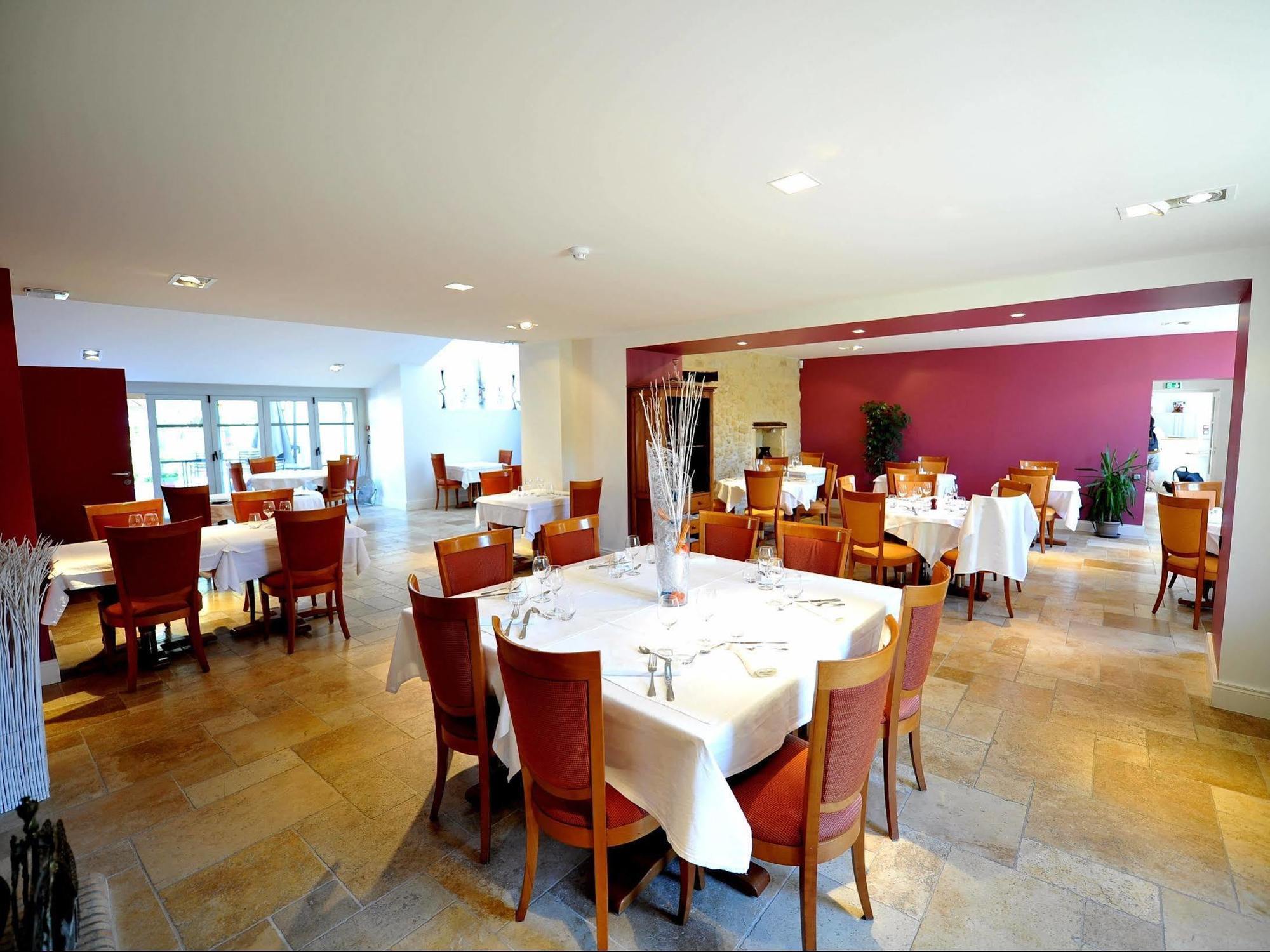 Logis- Hotel Spa Restaurant L'Epicurial Saint-Pey-de-Castets Exterior foto